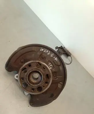 Mercedes-Benz E W213 Rear wheel hub 