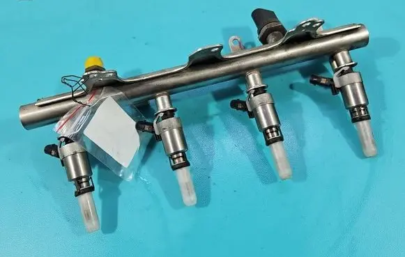 Audi A4 S4 B8 8K Fuel injector 0261500076 IMPRK1587876