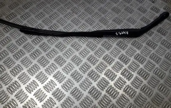 Nissan Qashqai Front wiper blade arm 80017927A