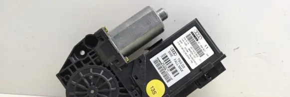 Audi A8 S8 D3 4E Front door window regulator motor 4E1959801 4E1910802