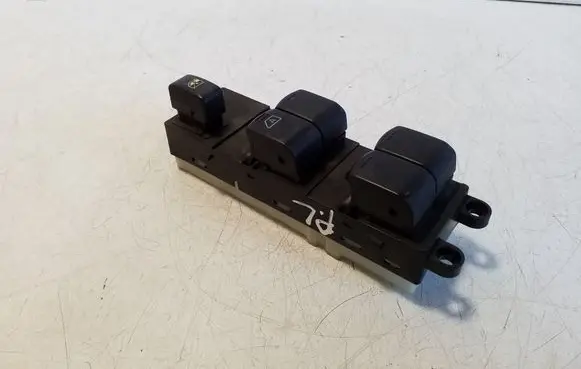 Nissan Pathfinder R51 Electric window control switch 25401EB302