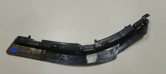 Mercedes-Benz Vito Viano W447 Front bumper mounting bracket A4478850521