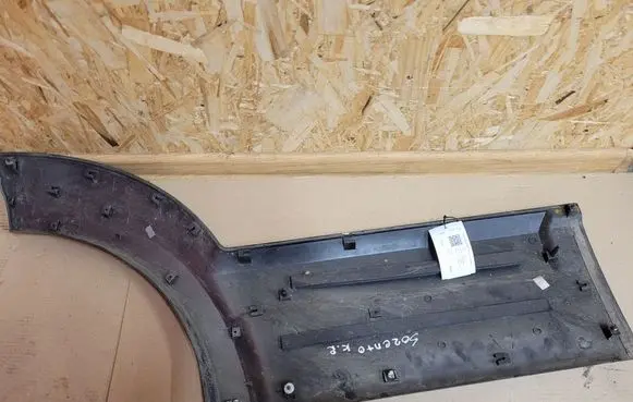 KIA Sorento Rear arch trim 877513E000