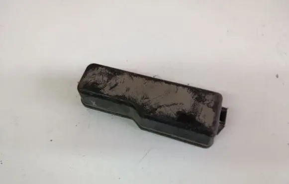 Toyota Corolla Verso AR10 Fuse box cover
