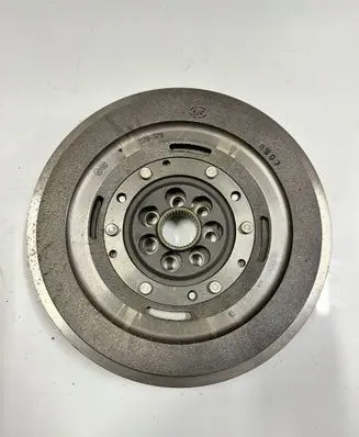 Hyundai i30 Dual mass flywheel 232002G710