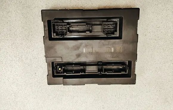 Audi A5 8T 8F Comfort/convenience module 8K0907064DP 5DK00991884