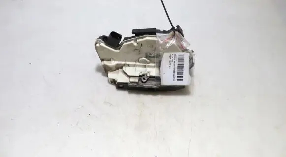 Skoda Fabia Mk2 (5J) Front door lock