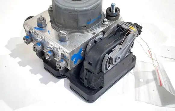 Dacia Logan II ABS Pump 476603249R
