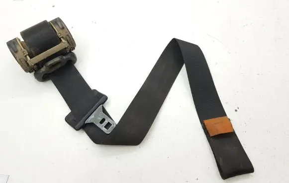 Ford Focus Front seatbelt 98ABB61294CE E1040238