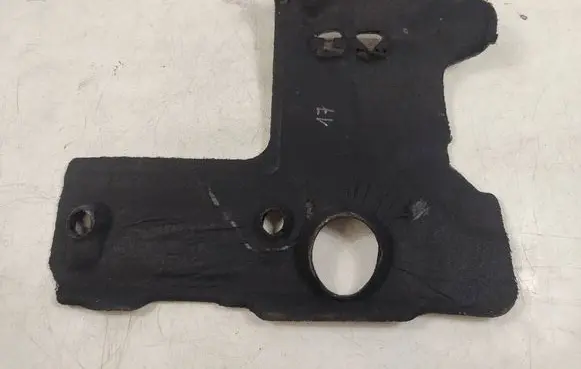 Peugeot 3008 I Engine cover (trim) 9686598080