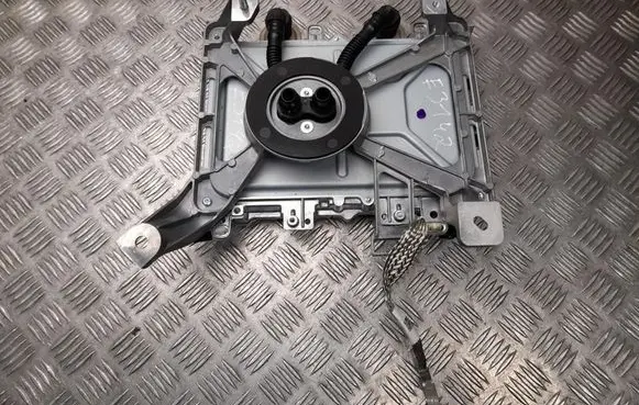 Tesla Model 3 Engine control unit/module 200141805E