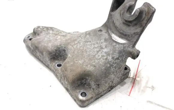 Mercedes-Benz S W221 Engine mounting bracket A2732231104