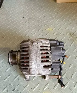Volkswagen Caddy Generator/alternator