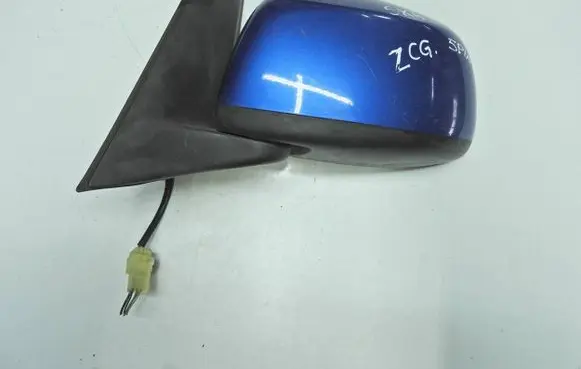 Suzuki SX4 Front door electric wing mirror 84702-79J20