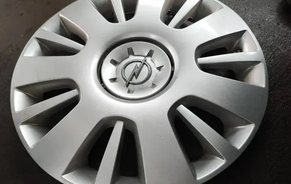Opel Zafira B R16 wheel hub/cap/trim 13242075 00888195612