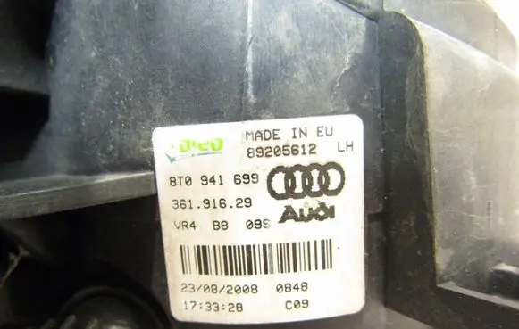 Volkswagen PASSAT CC Front fog light 8T0941699