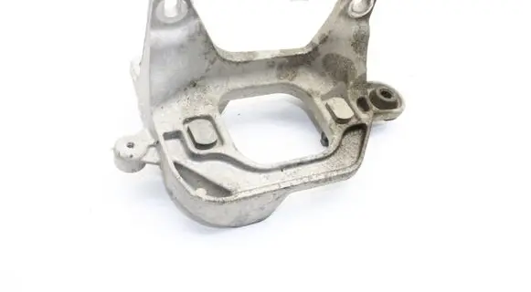 Renault Megane IV Gearbox mounting bracket 112221641R