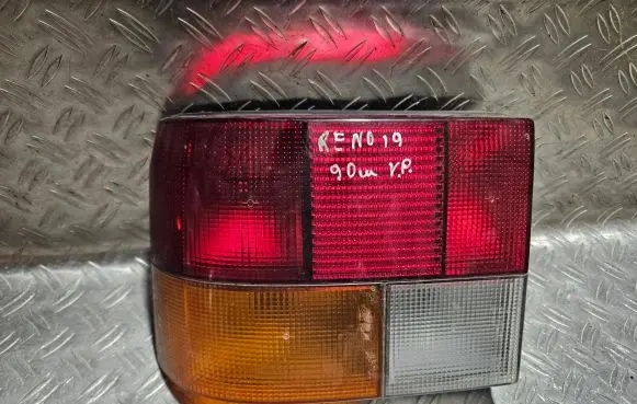 Renault 19 Rear/tail lights 77007870060 87001