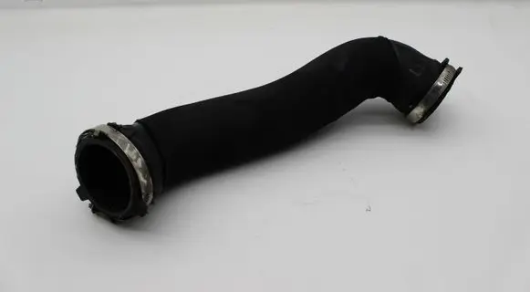 Audi A8 S8 D3 4E Intercooler hose/pipe 4E0145737M 4E0145737