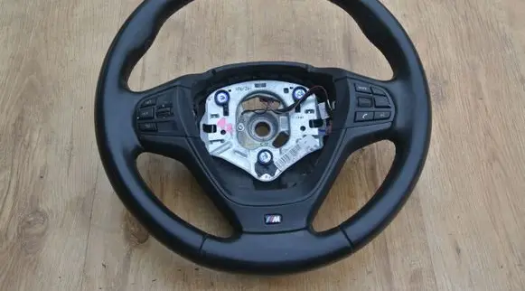 BMW X3 F25 Steering wheel