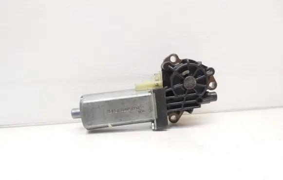 Chrysler 300 - 300C Seat adjustment motor 0390203002