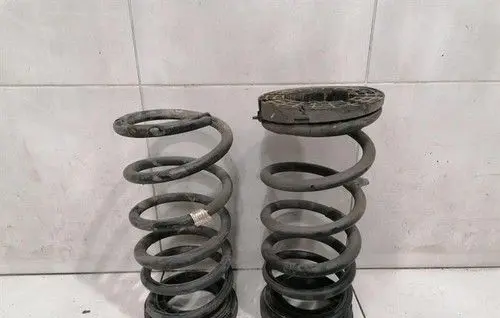 Mercedes-Benz CLS C218 AMG Rear shock absorber with coil spring A4633240400
