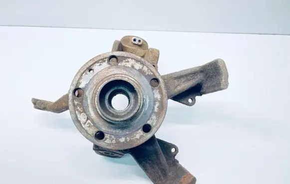 Volkswagen Golf V Front wheel hub 1K0407256P 1K0407621F