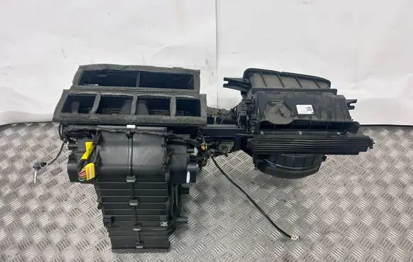 Tesla Model X Interior heater climate box assembly 111613300B