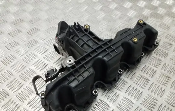 Skoda Octavia Mk2 (1Z) Intake manifold 03L129711AL