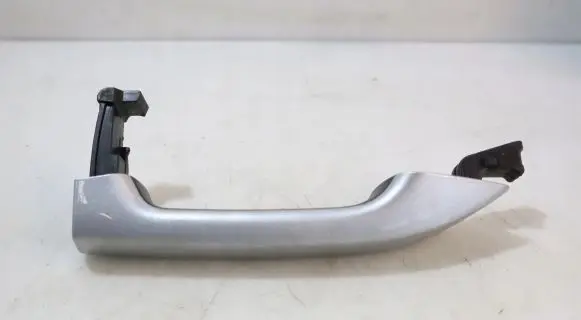 KIA Ceed Front door exterior handle/bracket 