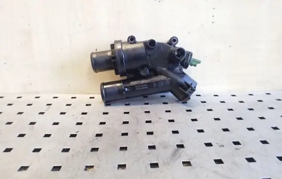 Land Rover Freelander 2 - LR2 Thermostat/thermostat housing 9657182080 M03002A150