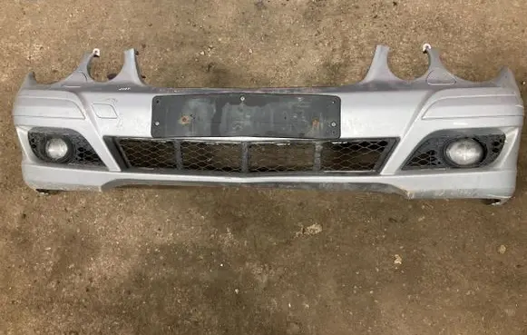 Mercedes-Benz E W211 Front bumper 2118801240 A2118801240