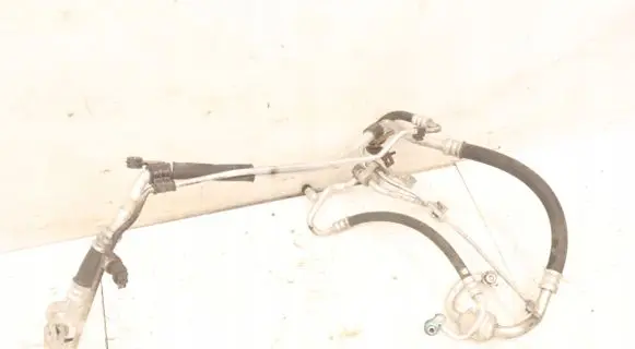 Air conditioning (A/C) pipe/hose