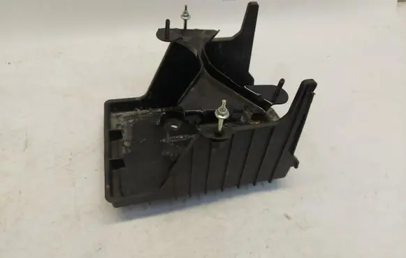 Battery box tray