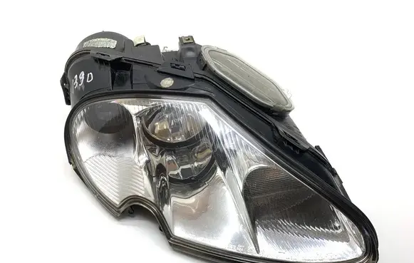 Jaguar XK8 - XKR Headlight/headlamp LJA4512AF 67720561