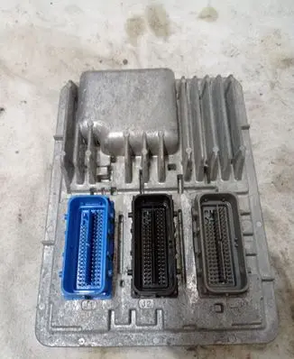 Chevrolet Volt II Engine control unit/module 12673500