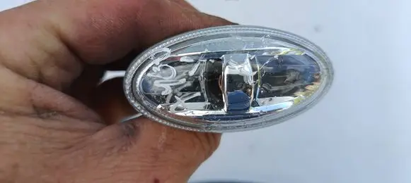 Toyota Aygo X Front fender indicator light 