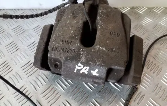 BMW 5 F10 F11 Front brake caliper 6024330