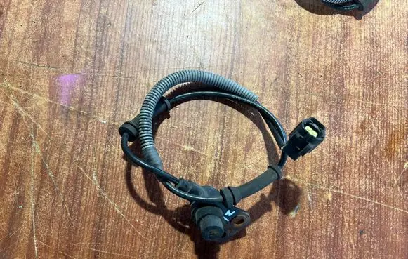 Chevrolet Matiz ABS brake wheel speed sensor 96456815