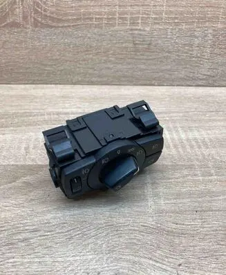BMW 1 E81 E87 Light switch 6932792 33600101