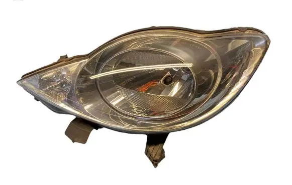 Peugeot 107 Headlight/headlamp 811500H040 89033103