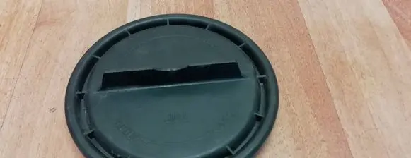 Headlight/headlamp dust cover