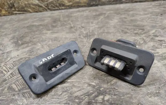 Volkswagen Caddy Sliding door contact joint 2K0907437 2K5907497