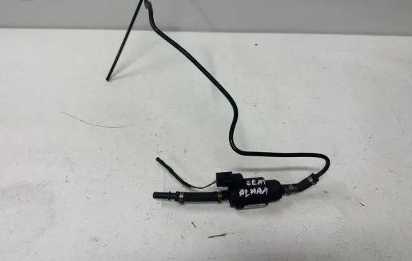 Seat Alhambra (Mk2) Webasto auxiliary heater fuel pump 9019847B 00513814 TM8860