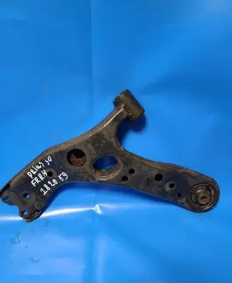 Toyota Prius (XW30) Front lower control arm/wishbone 4806847050