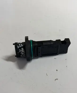 Chrysler Voyager Mass air flow meter F00C2G2051 187041C