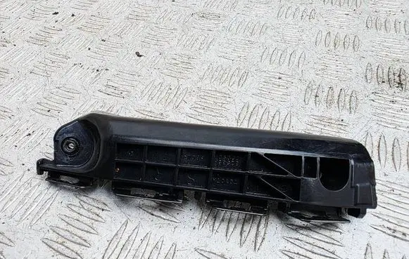 Toyota Yaris Front bumper mounting bracket 525350D090