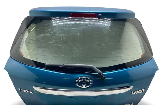 Toyota Yaris Tailgate/trunk/boot lid 123456