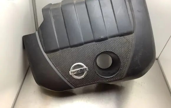 Nissan Qashqai Engine cover (trim) 