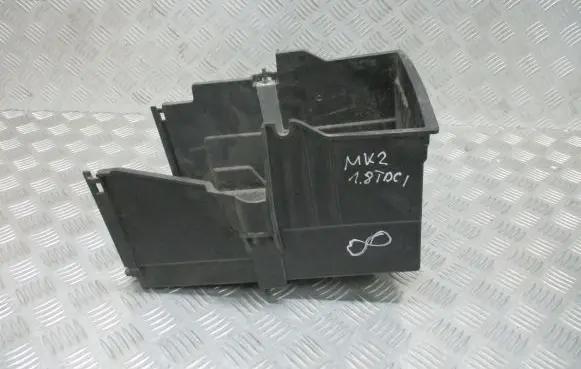 Ford Focus Battery box tray 